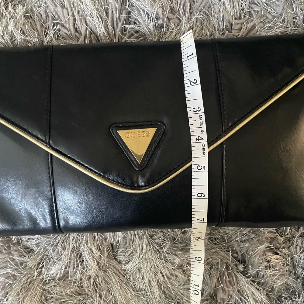 Vintage Guess Clutch!!